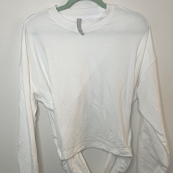 Athleta Tops - Athleta White Long Sleeve Shirt